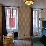 Appartement En Plein Centre De Collioure A 30 Metres De La Plage
