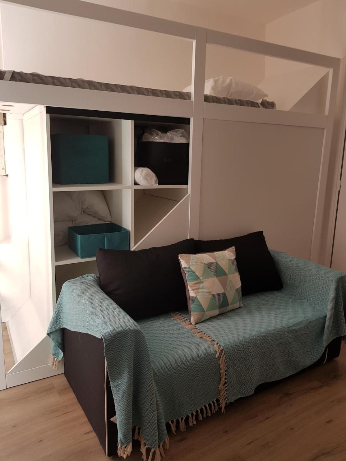 Appartement En Plein Centre De A 30 Metres De La Collioure